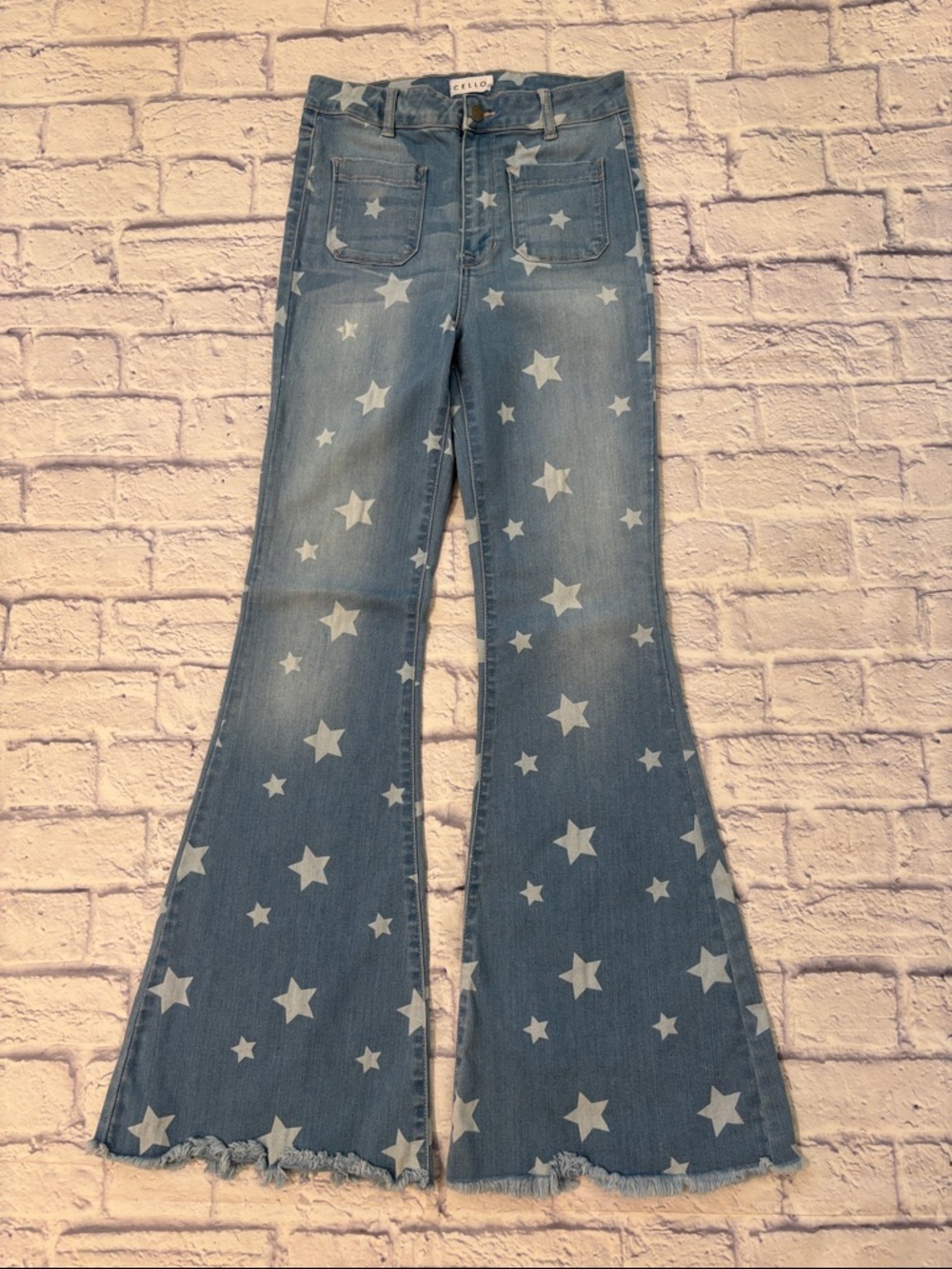CELLO Flare Leg Jeans High Waisted Star Print Light Wash Blue Denim Size 7